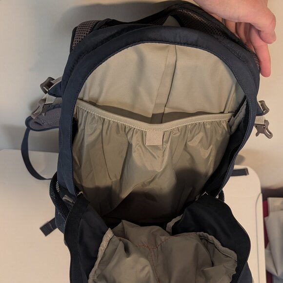 Osprey Daylite Smokey The Bear Daypack - Picture 6 of 7